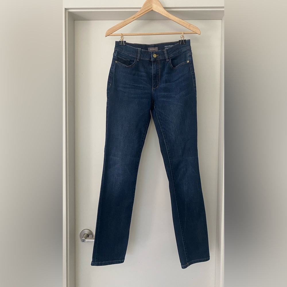 DL1961 COCO STRAIGHT Mid Rise Curvy 32”